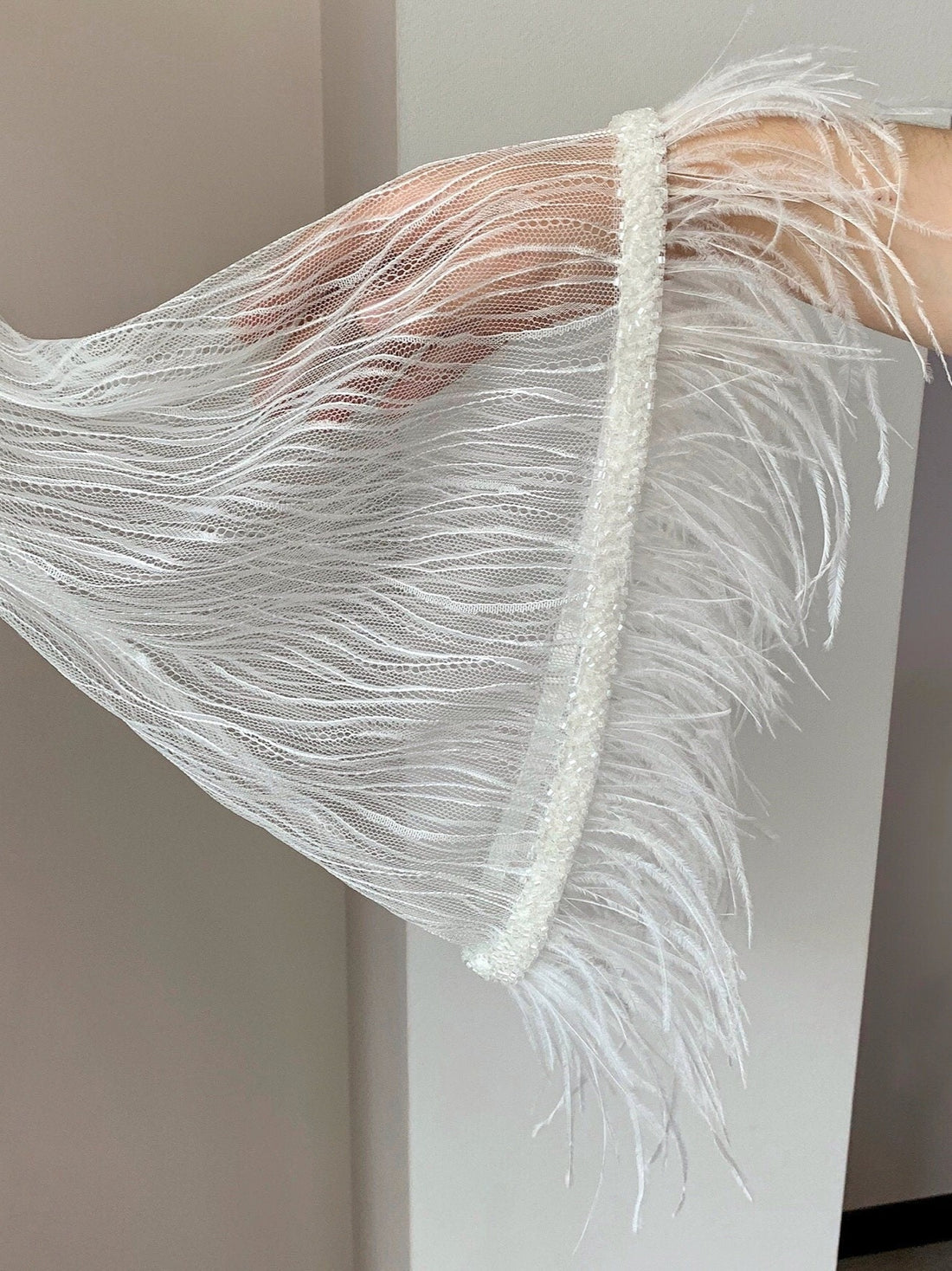 Feather robe lace for bride Ivory