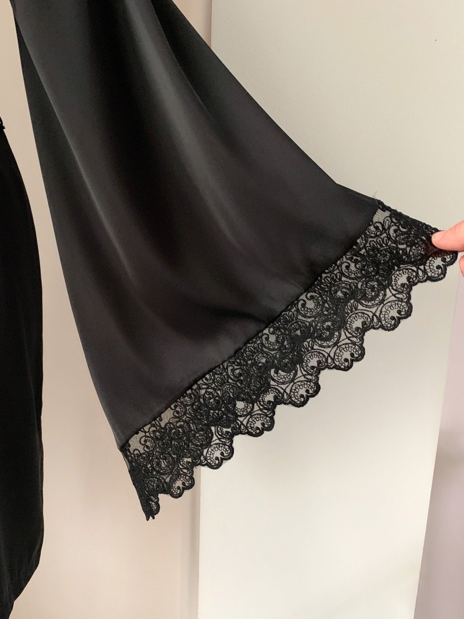 kimono sleeves lace