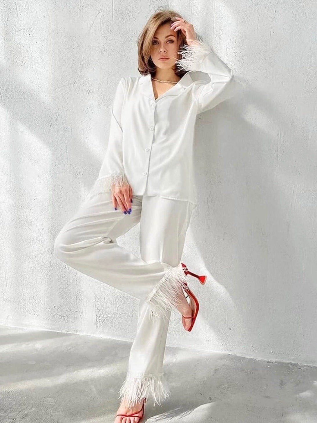 Bride pajamas with feather trim White - Main Image