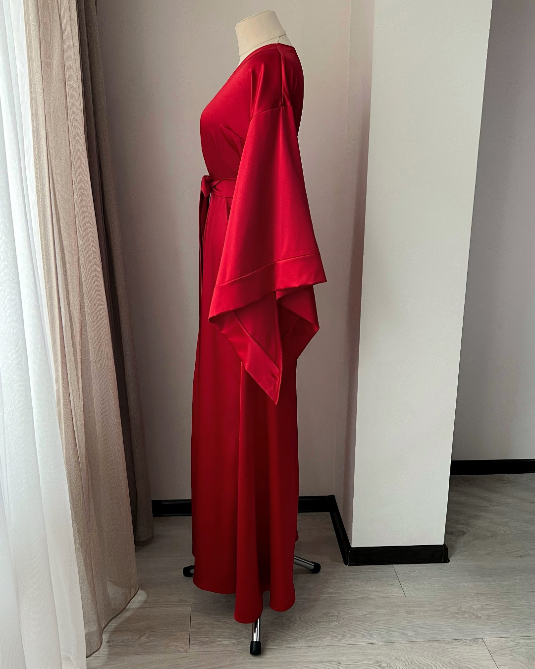 Exquisite red floor-length Kimono robe | Handmade BellaDonnaUa Exquisite red floor-length Kimono robe | Handmade BellaDonnaUa
