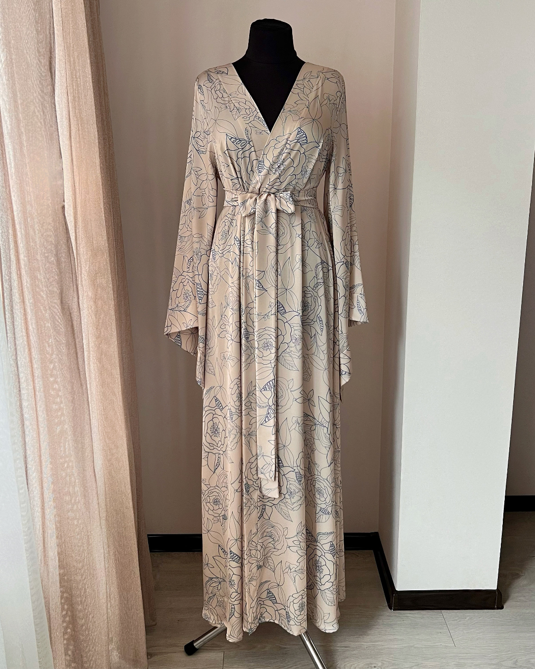 Long kimono print robe for women
