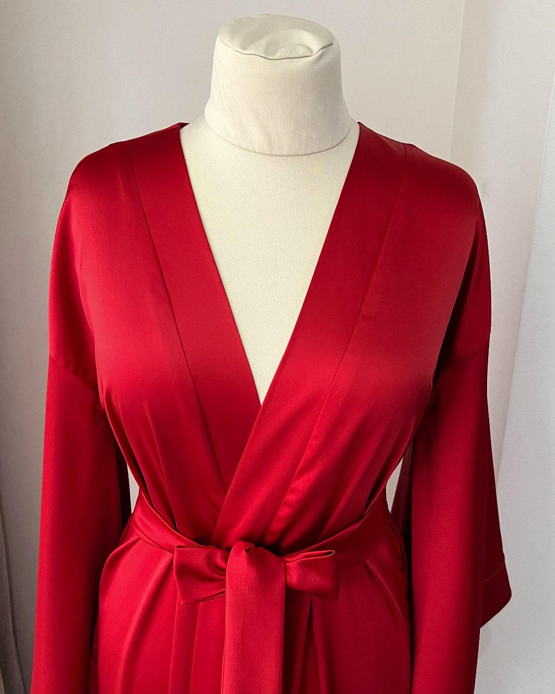 Red Robe Shiny Exquisite red floor-length Kimono robe | Handmade ️ – BellaDonnaUa