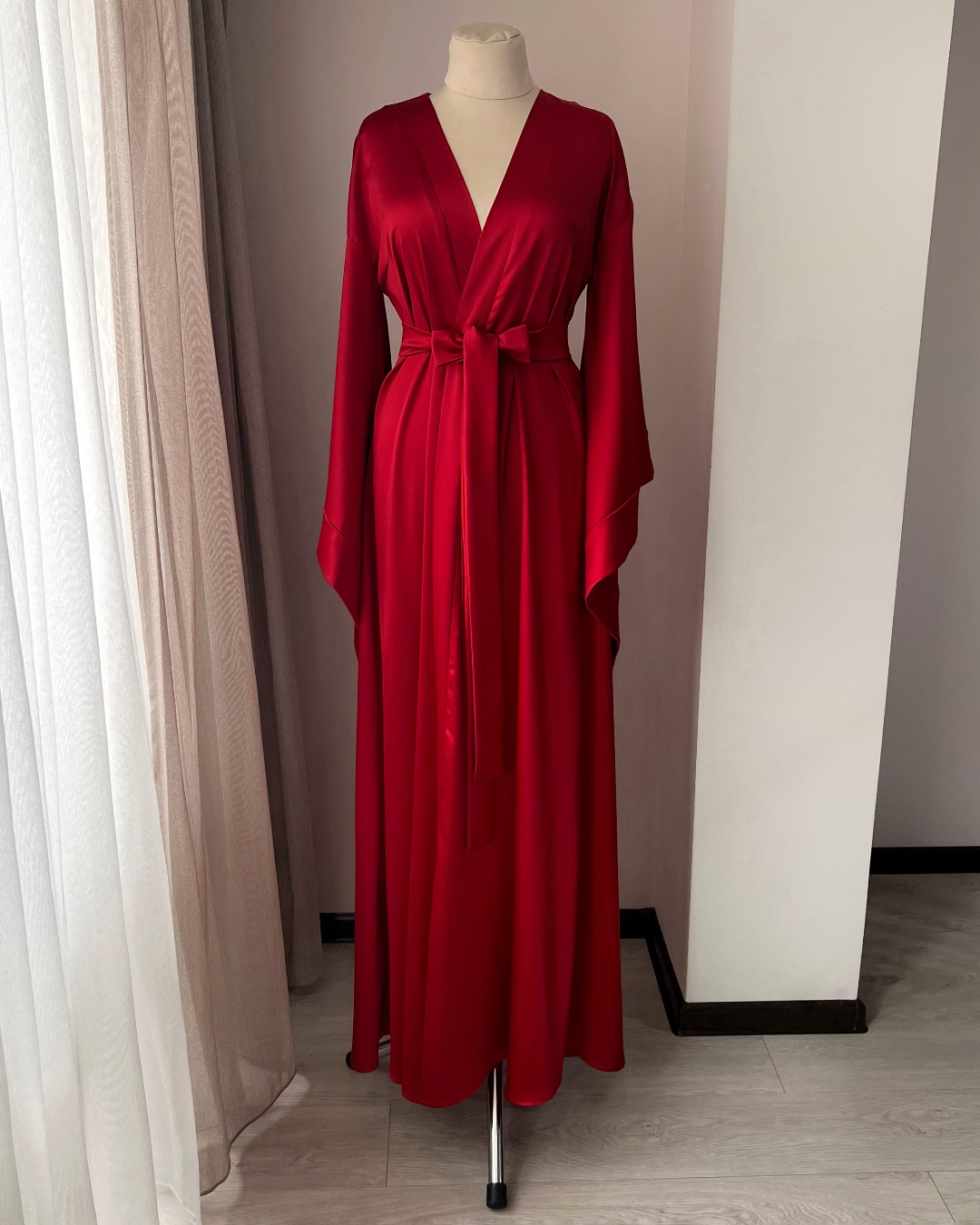 Exquisite red floor-length Kimono robe | Handmade BellaDonnaUa Exquisite red floor-length Kimono robe | Handmade BellaDonnaUa