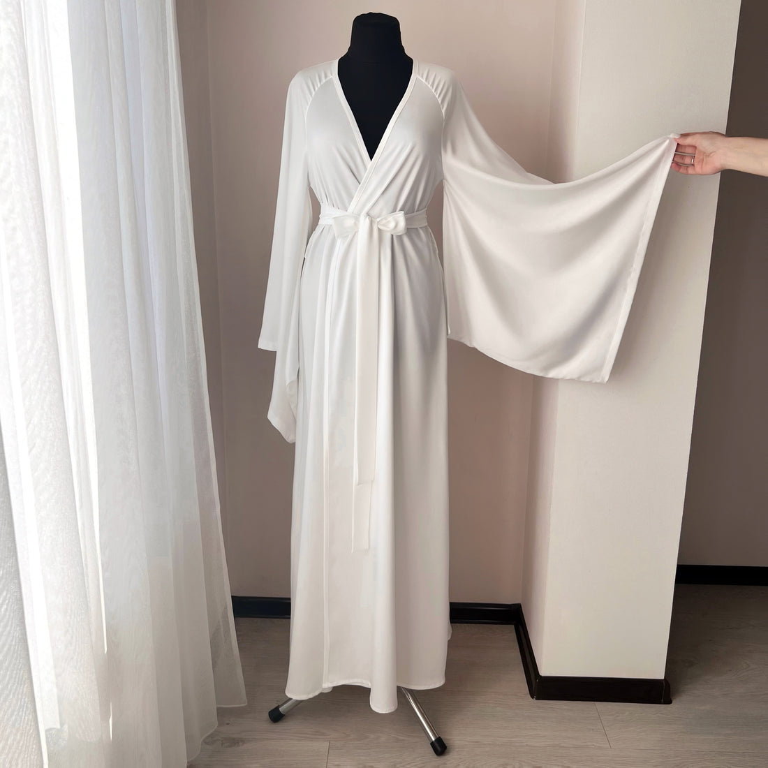 Kimono bridal robe wide sleeves 