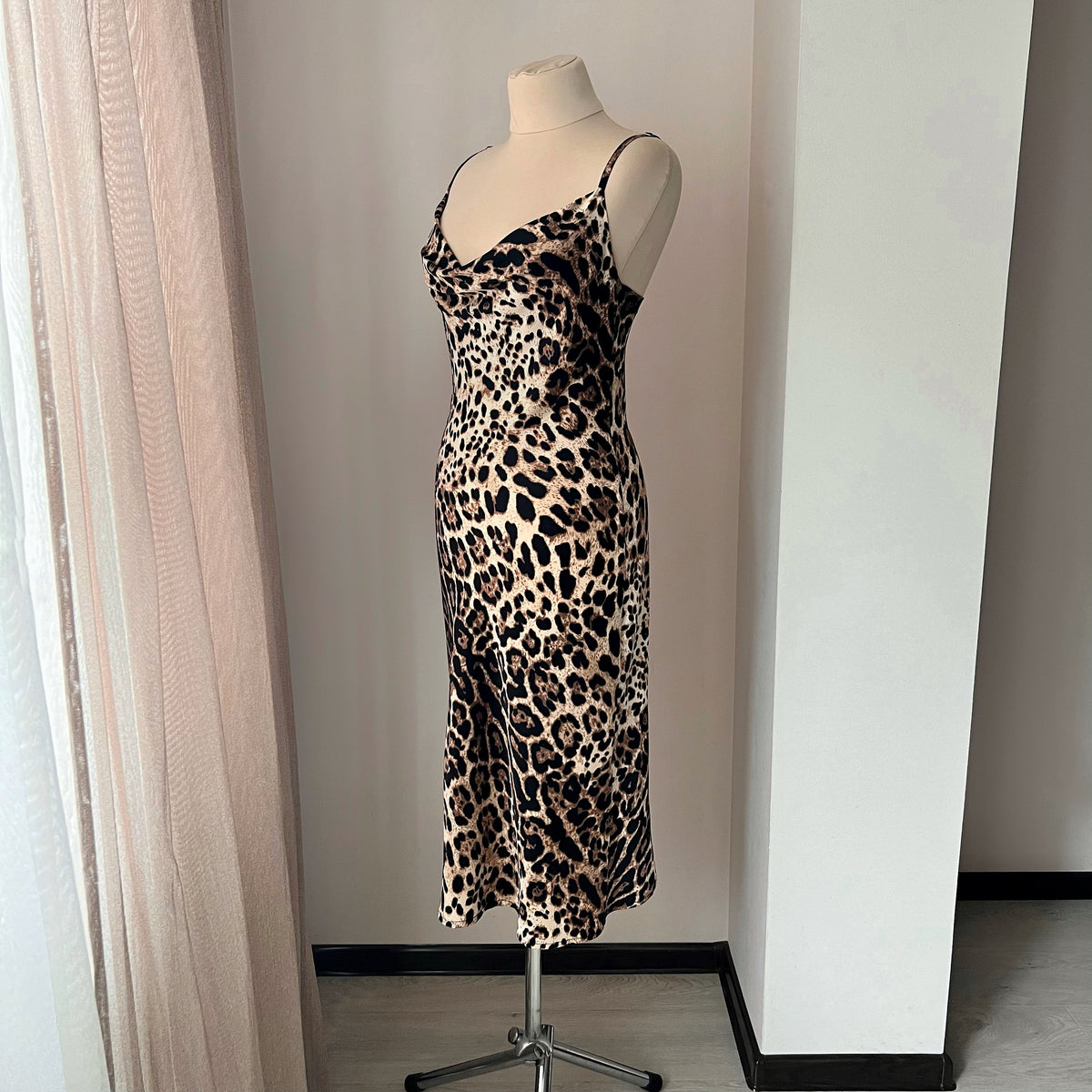Leopard print satin nightgown with spaghetti straps – part of the robe and nightgown set