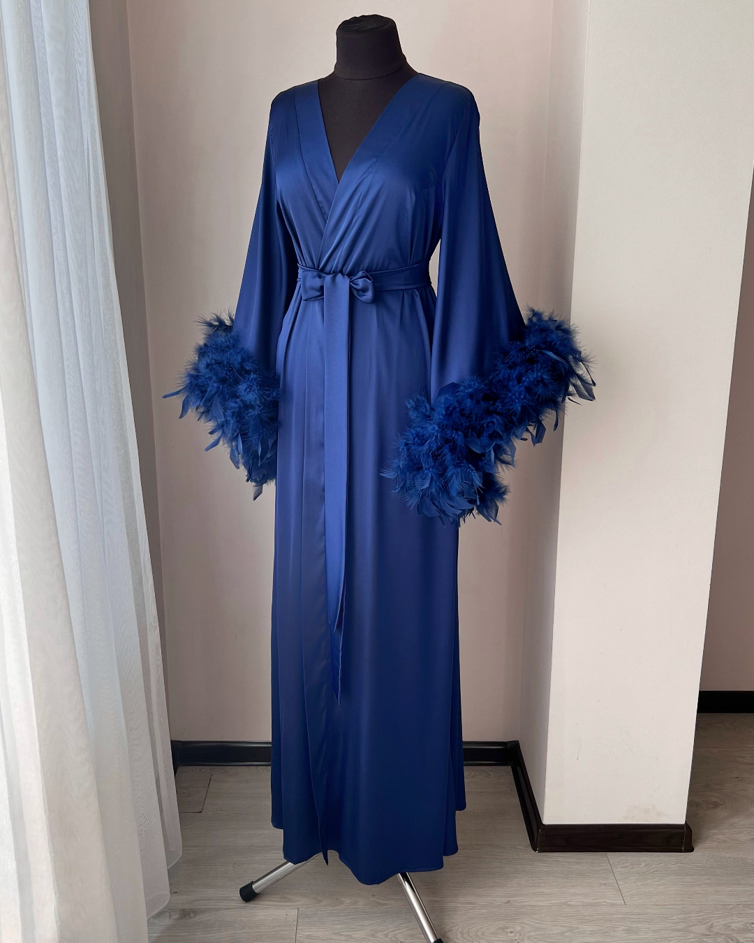 blue feather robe long