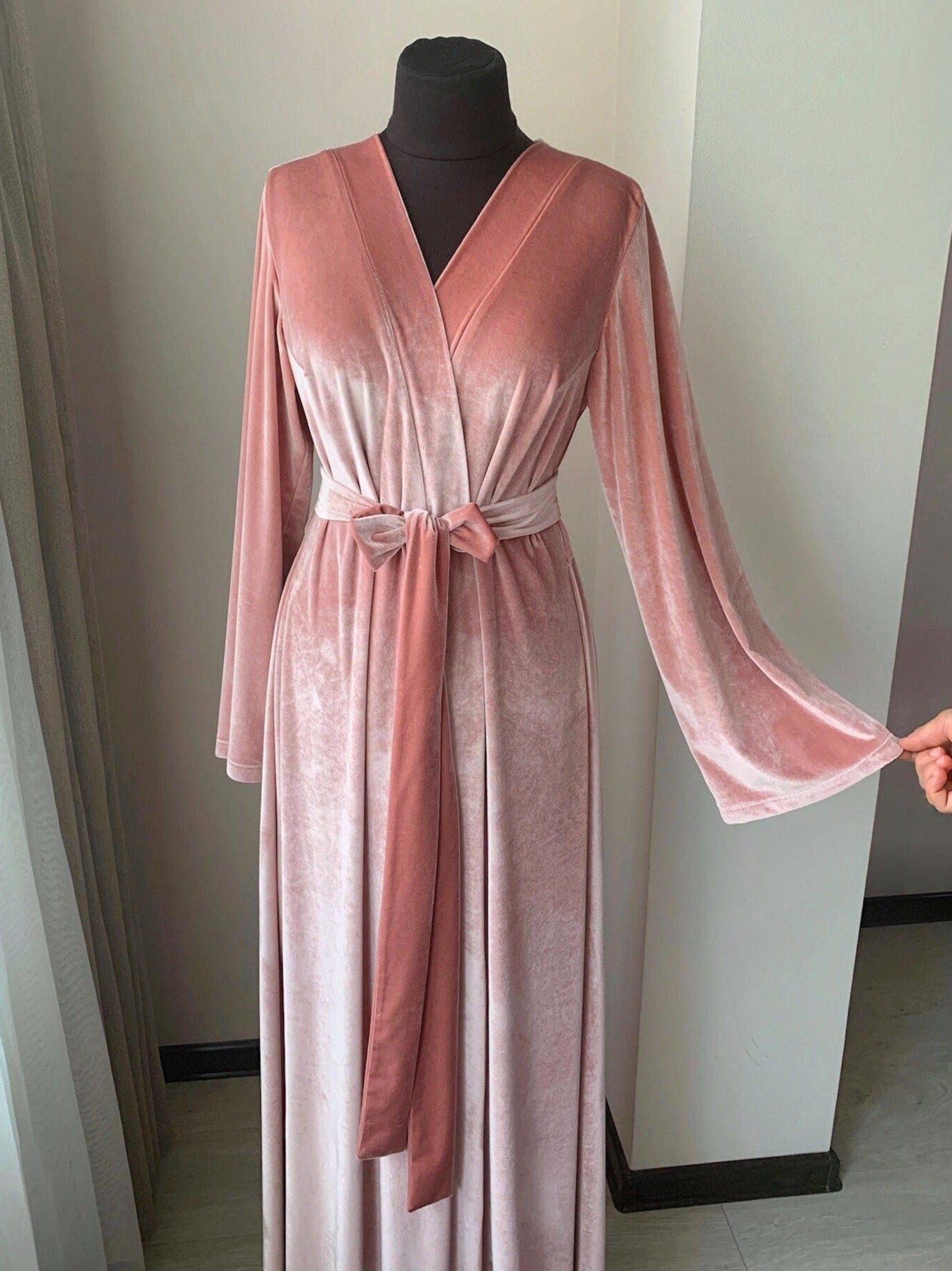 long velvet robe pink