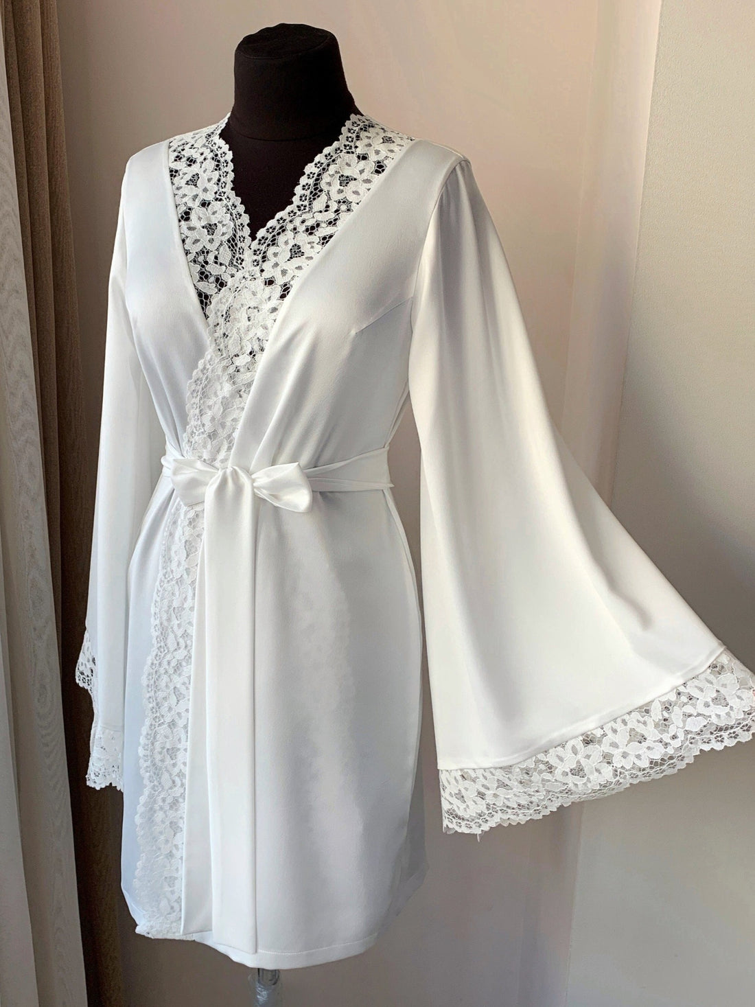 Bridal kimono robe with lace