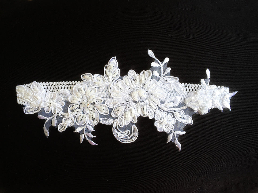 Bridal garter, white garter, Wedding garter, white garter, crystal garter,  lace garters for wedding, garter set, ivory garter