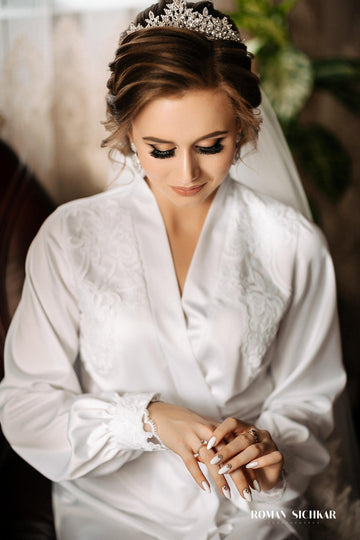 Long satin robe, Bridal robe with lace, Long sleeves, Lace Bridal Robe, Wedding day, Wedding dressing gown