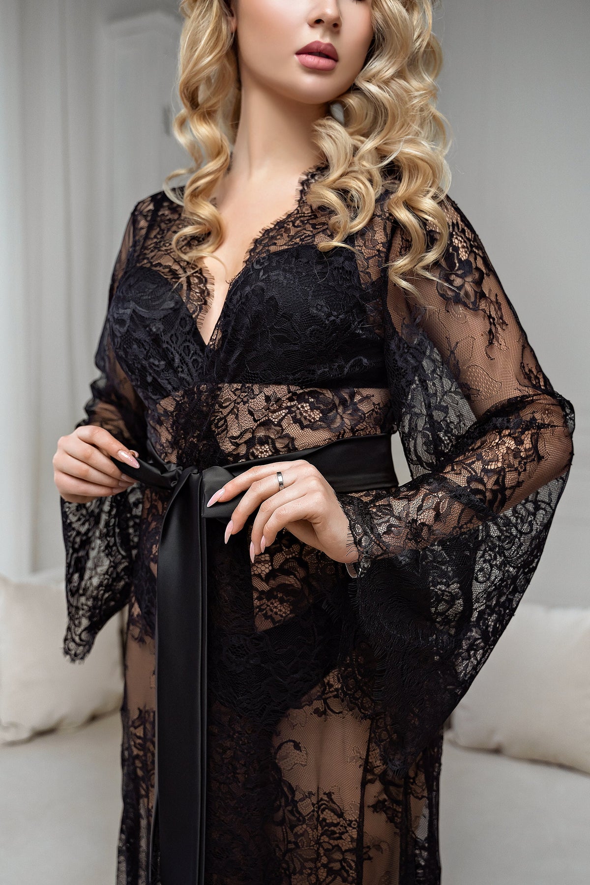 black-lace-robe-long-belladonnaua-handmade